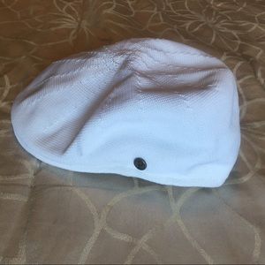 New white Pendlenton paper boy hat